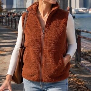 Tna Aritzia Polar Sherpa Fleece Vest Brown Full Zip Small 91984 Z5